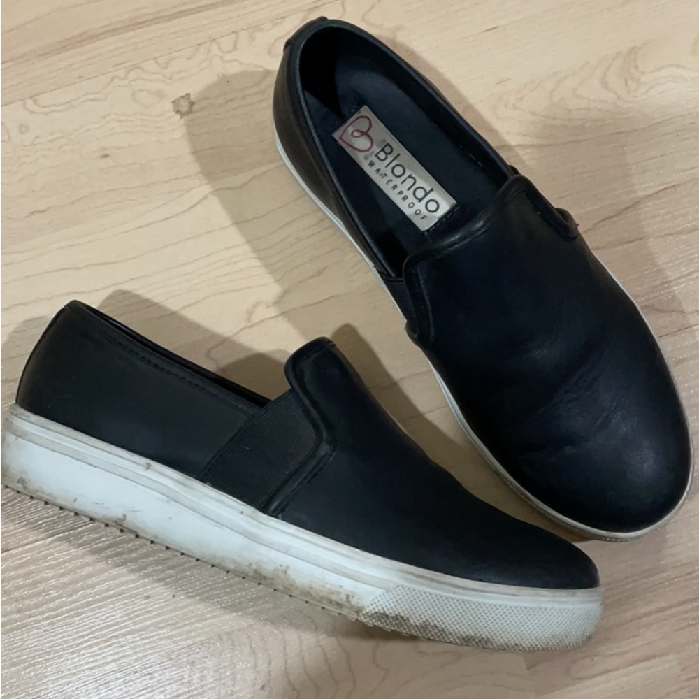 Blondo Waterproof leather sneakers